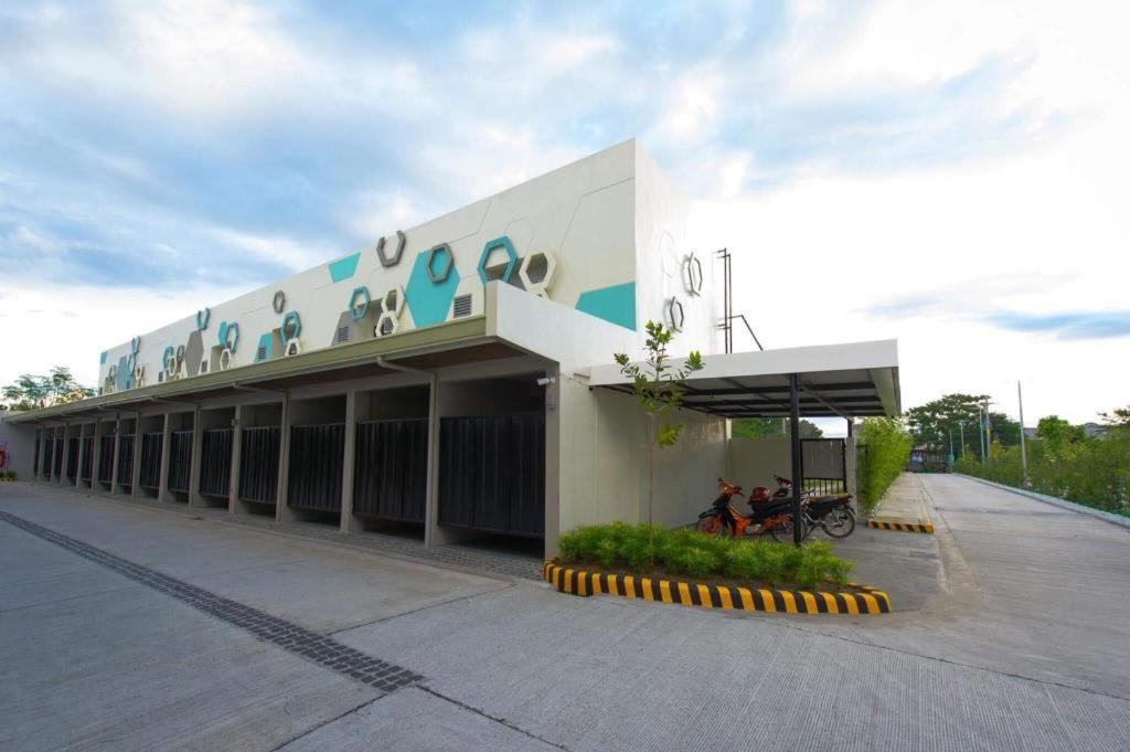 Hotel Ivory San Fernando  Buitenkant foto